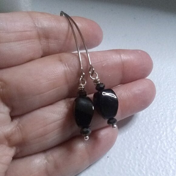 I Got(h) You! Sleek Sassy & Edgy! Twisted Black Onyx FishHook Dangle Earrings - Picture 3 of 10